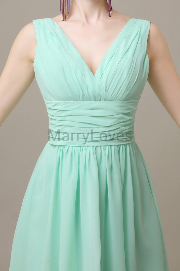 V-neck Sleeveless Chiffon Bridesmaid Dresses